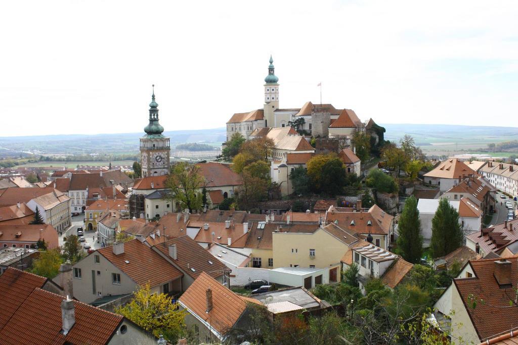 Penzion Fontána Mikulov Exterior foto